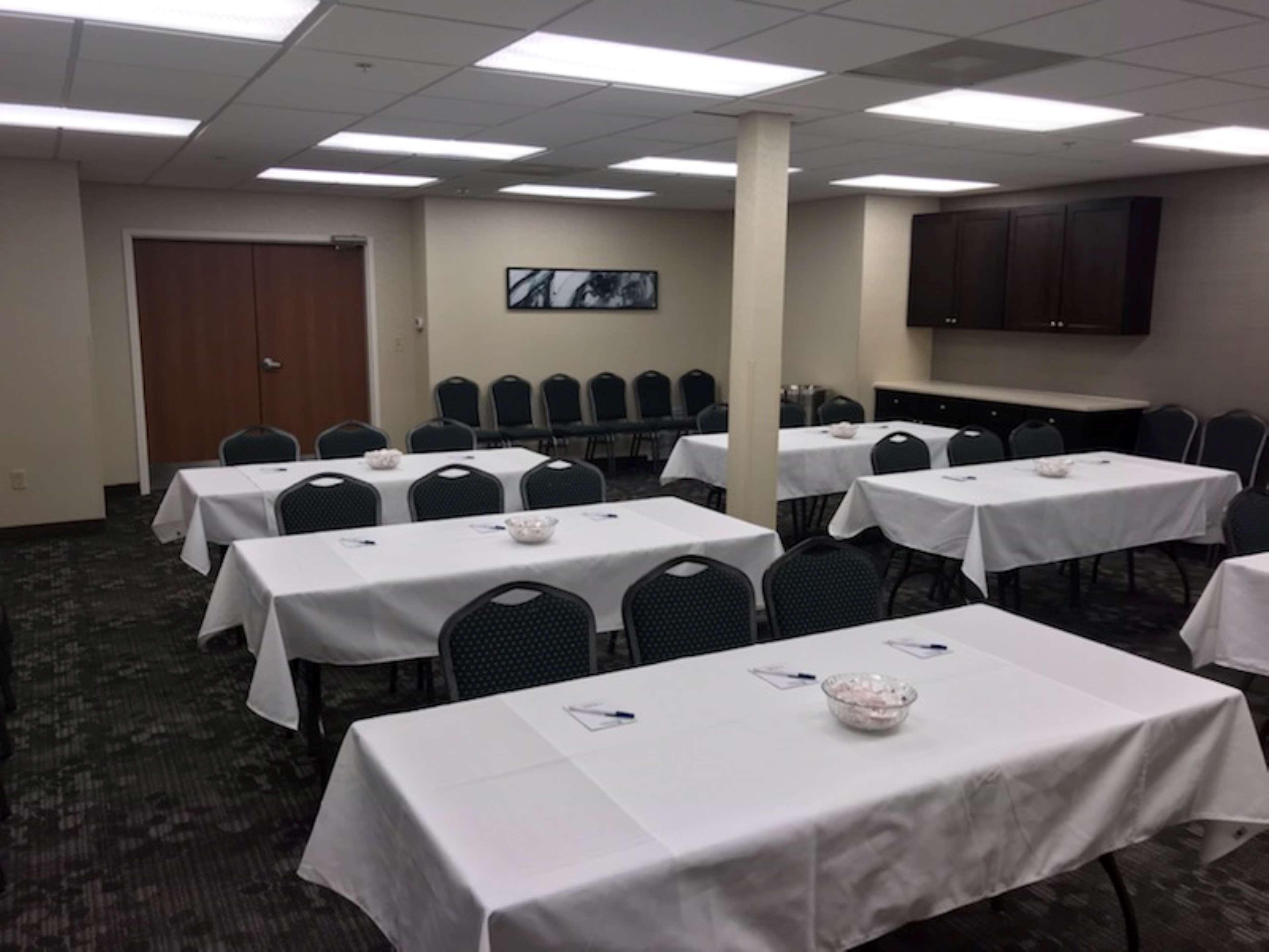 Best Western Dothan Inn & Suites Exteriér fotografie