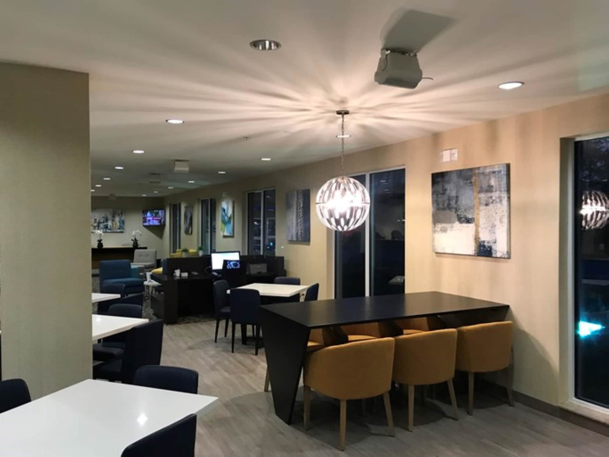 Best Western Dothan Inn & Suites Exteriér fotografie